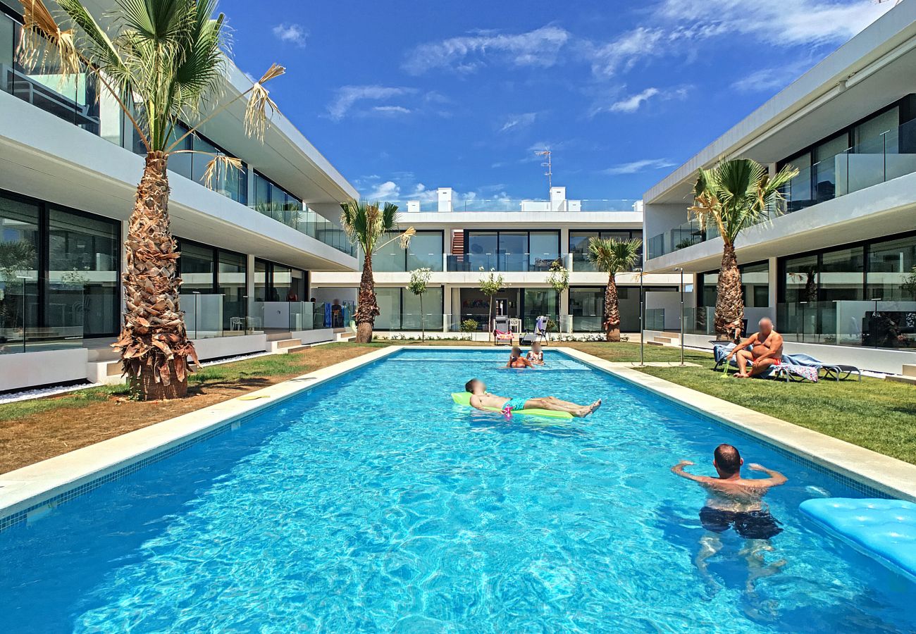 Ferienwohnung in Mar de Cristal - Mid Term Antilia Terraces Apartment - 1609