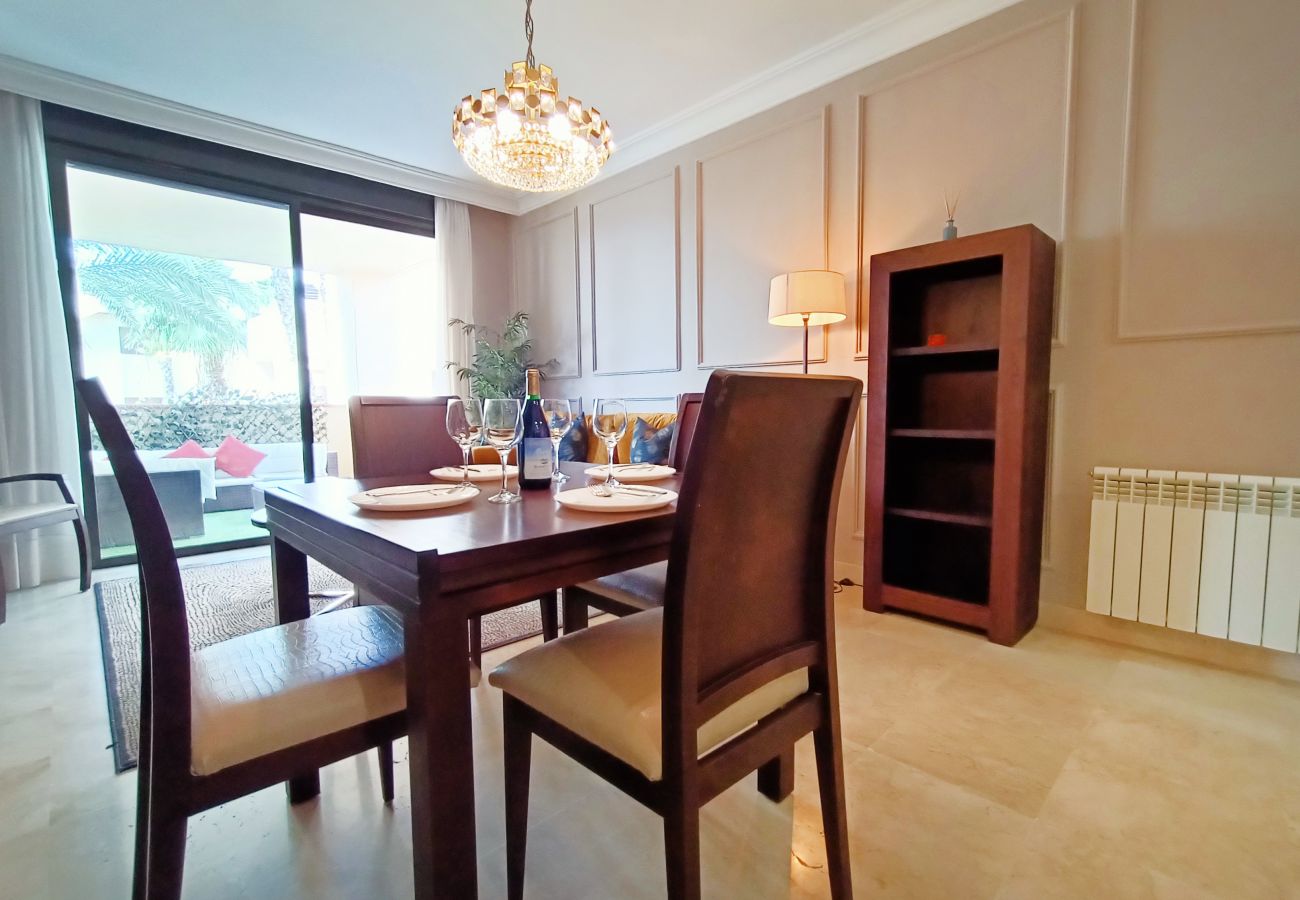 Ferienwohnung in Roda - Roda Golf Apartment Dubai - 9809