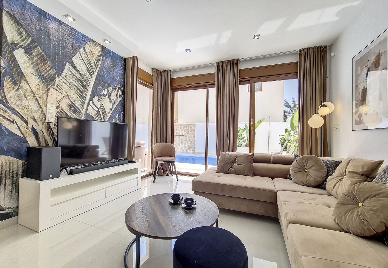 Villa in Torre de la Horadada - Villa with Private Pool - 0310