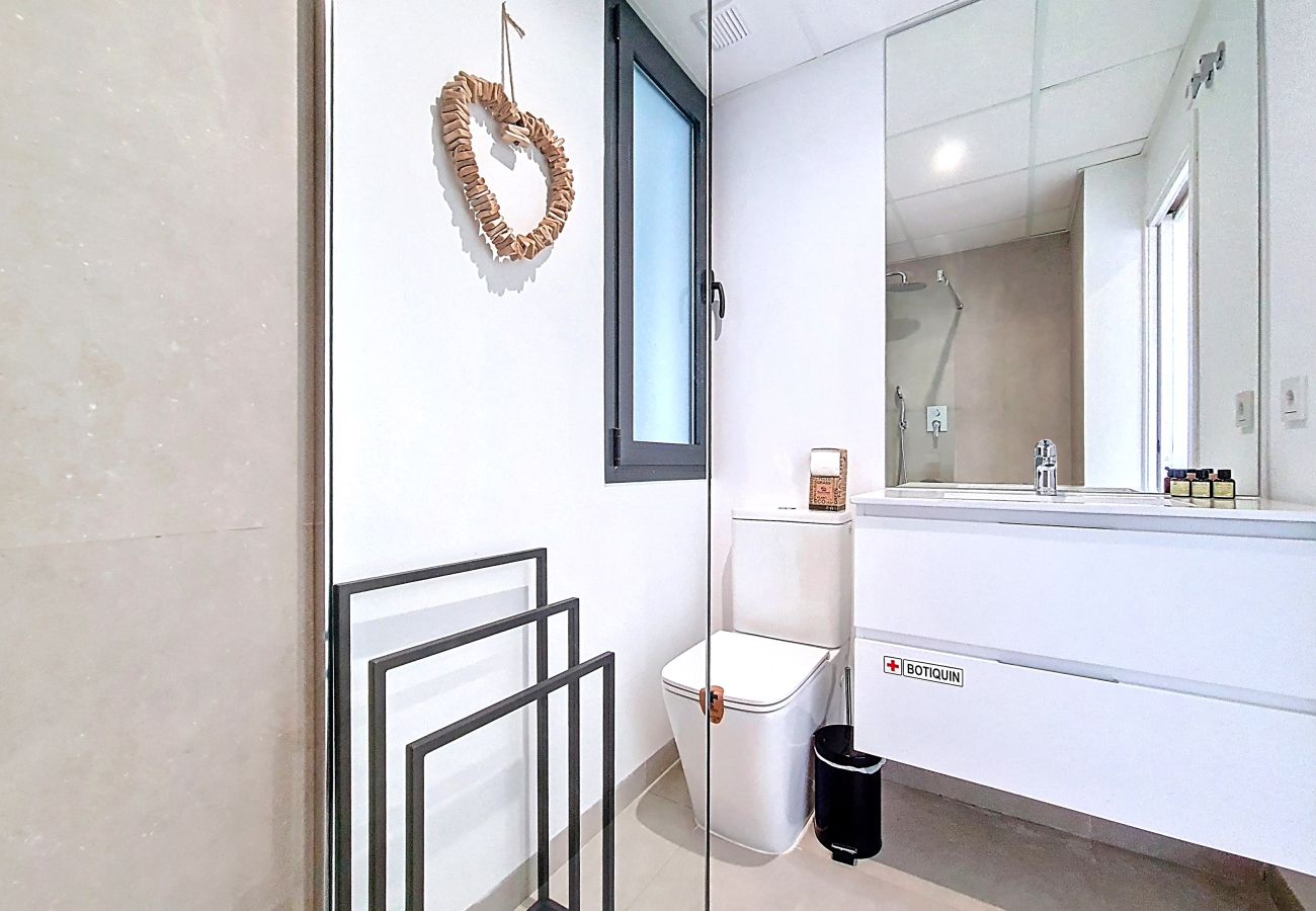 Ferienwohnung in Mar de Cristal - Oasis Beach Apartment - 9010