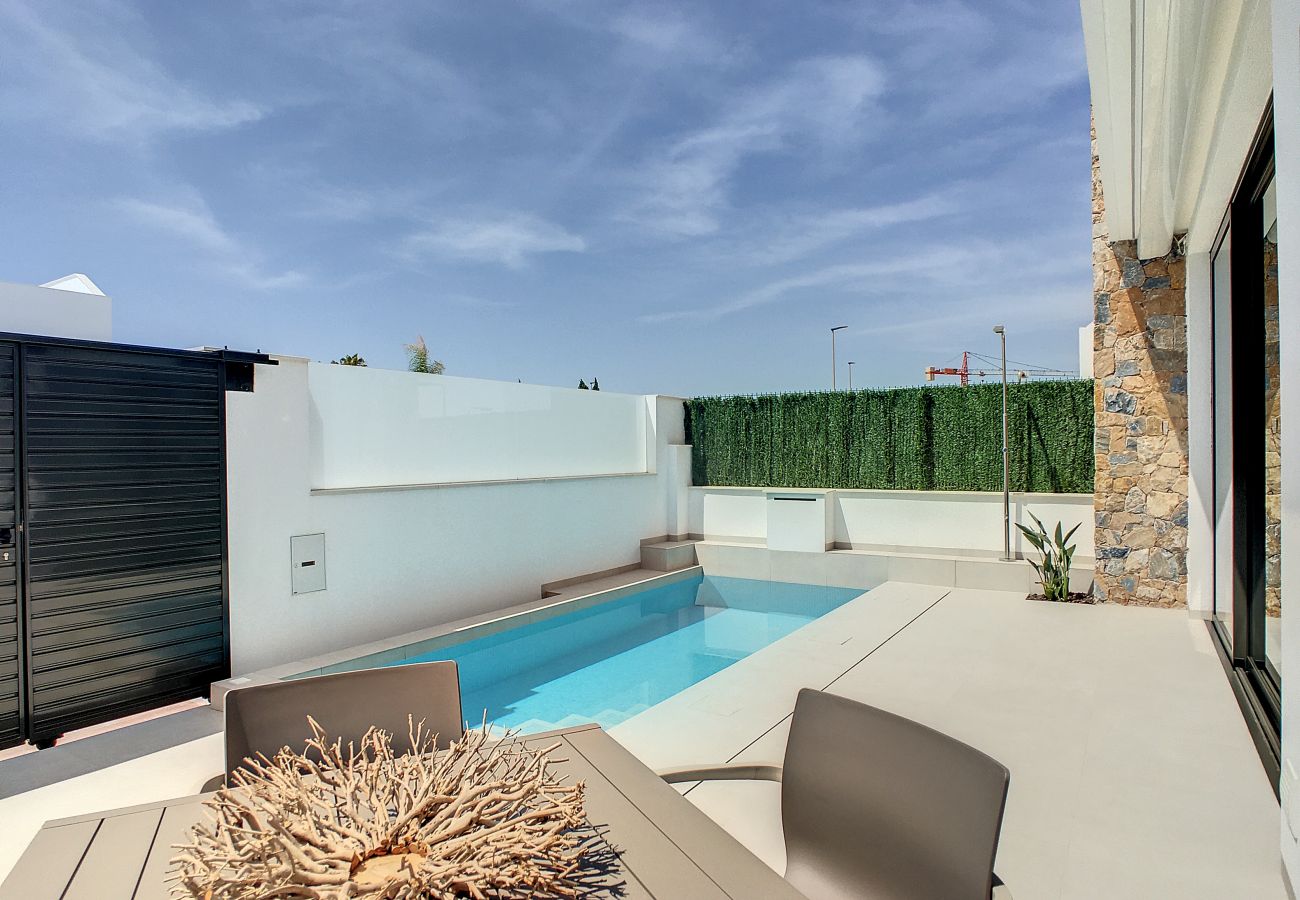 Villa en Santiago de la Ribera - Alejandra Villa with Private Pool - 7409