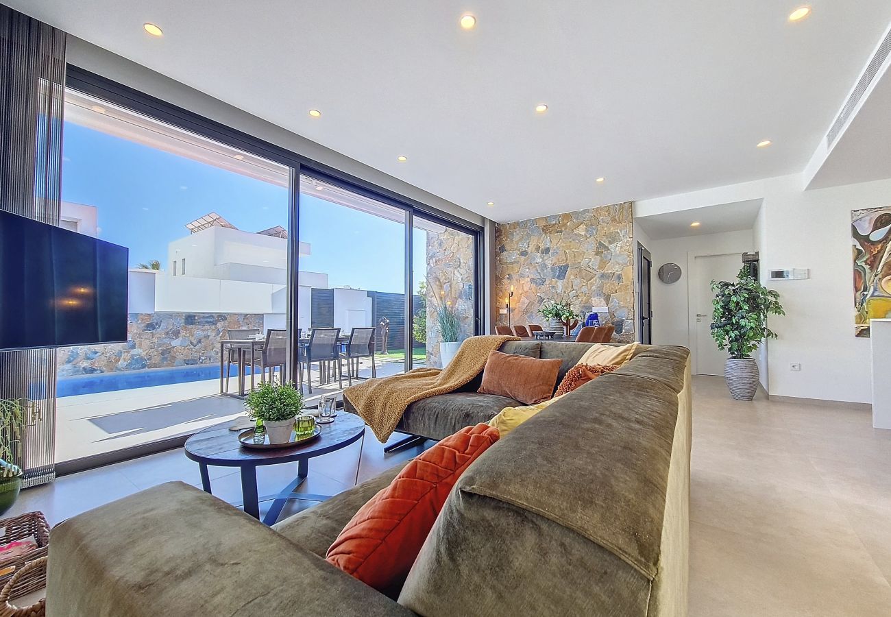 Villa en Santiago de la Ribera - Villas Alejandra - 8309
