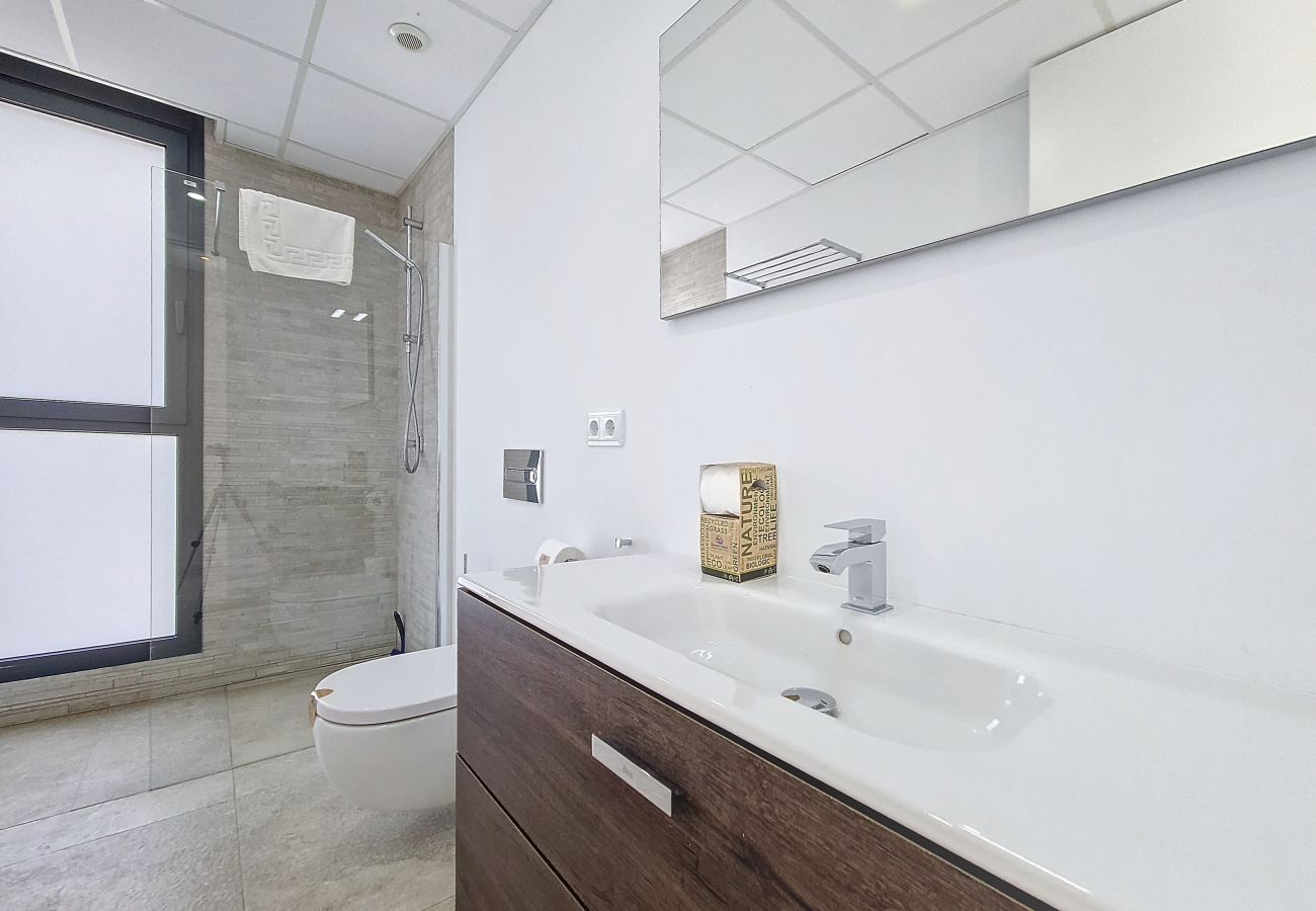 Villa en El Carmoli - Casa Blanca - 3710