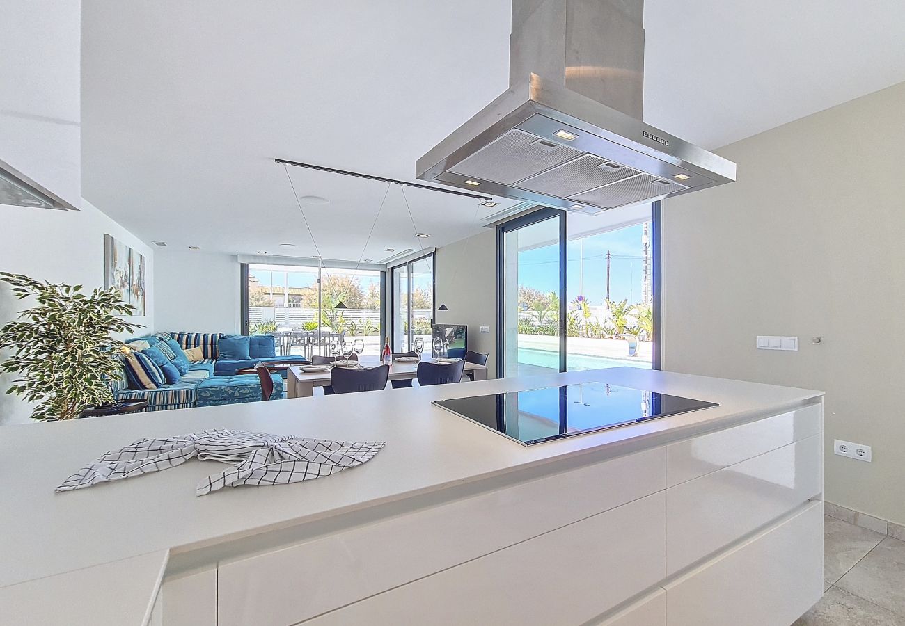 Villa à El Carmoli - Casa Blanca - 3710