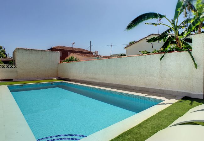 Villa in El Carmoli - Villa with Private Pool - 6409 Villa in El Carmoli - Villa with Private Pool - 6409