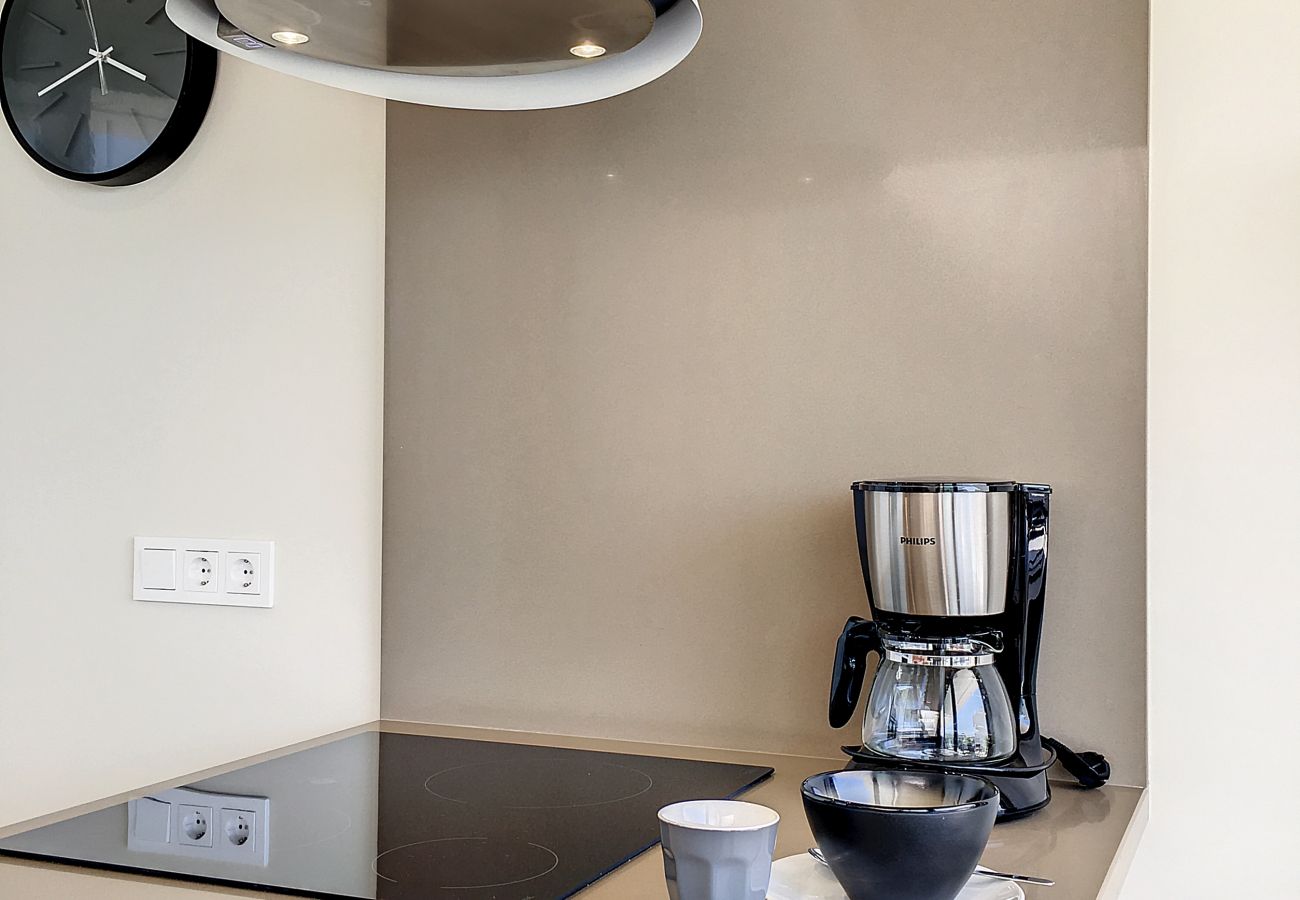 Apartamento em Mar de Cristal - Antilia Terrace Strelizia - 7309