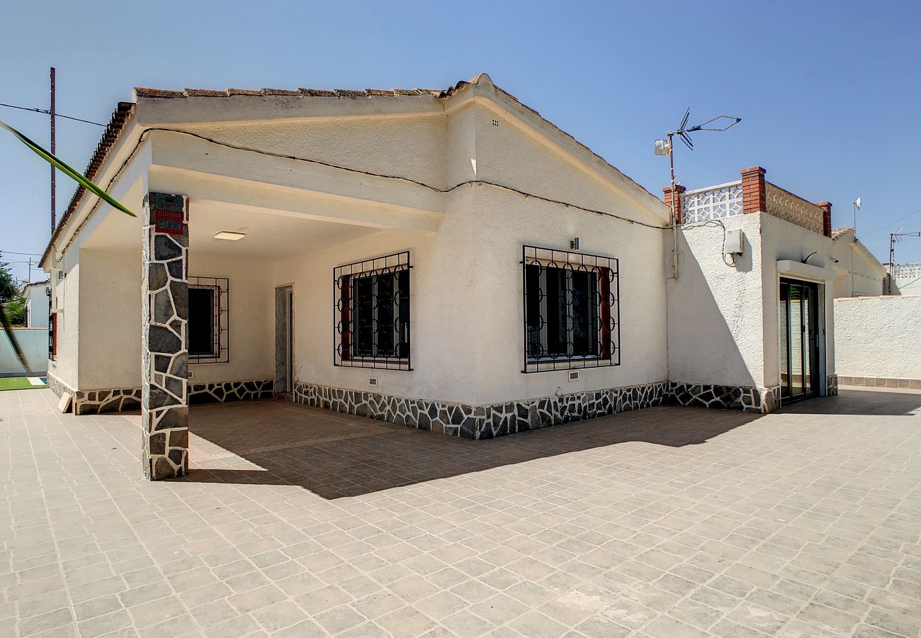Villa em El Carmoli - Villa with Private Pool - 6409