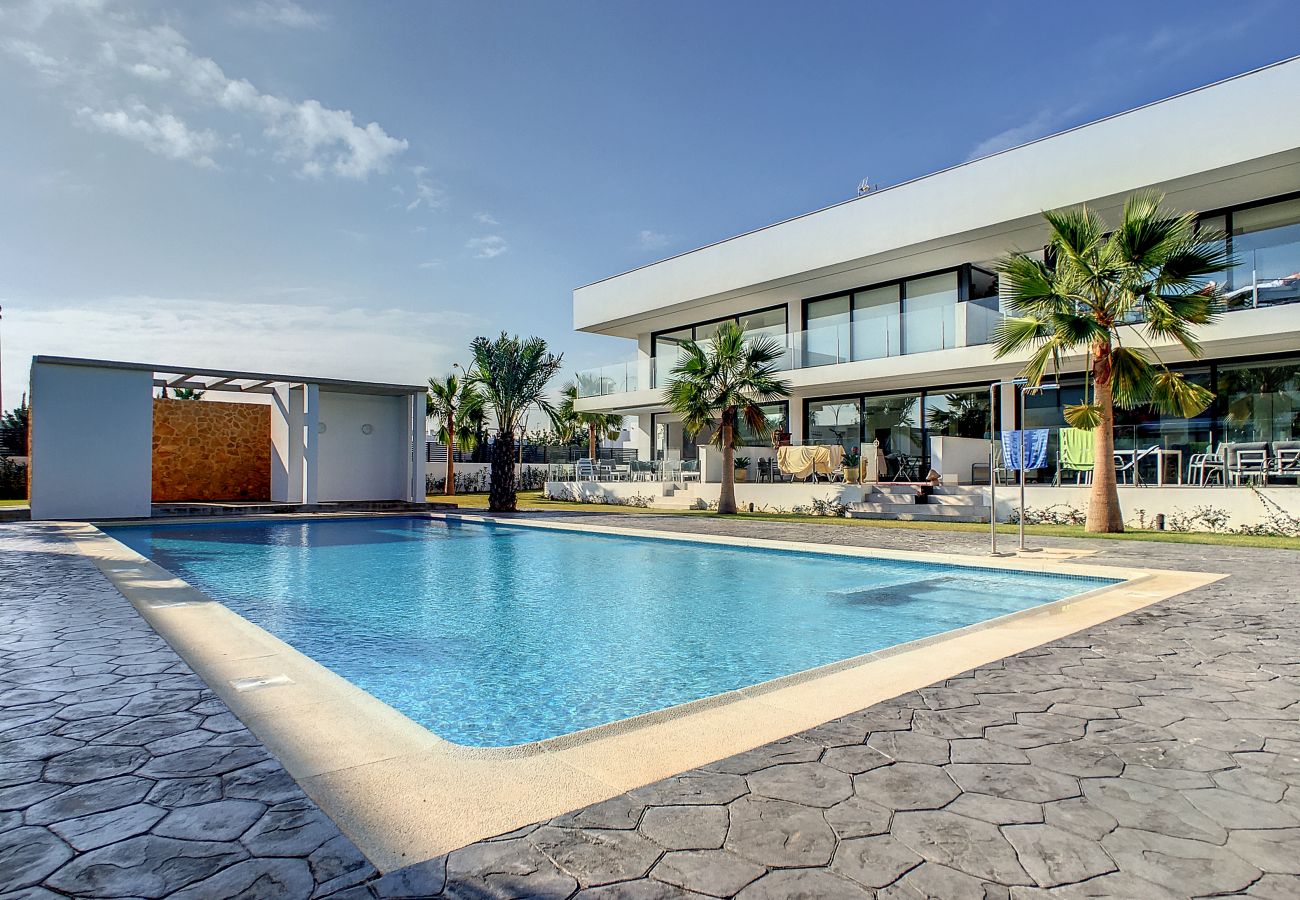Apartamento em Mar de Cristal - Antilia Terraces 3 Apartment - 8709