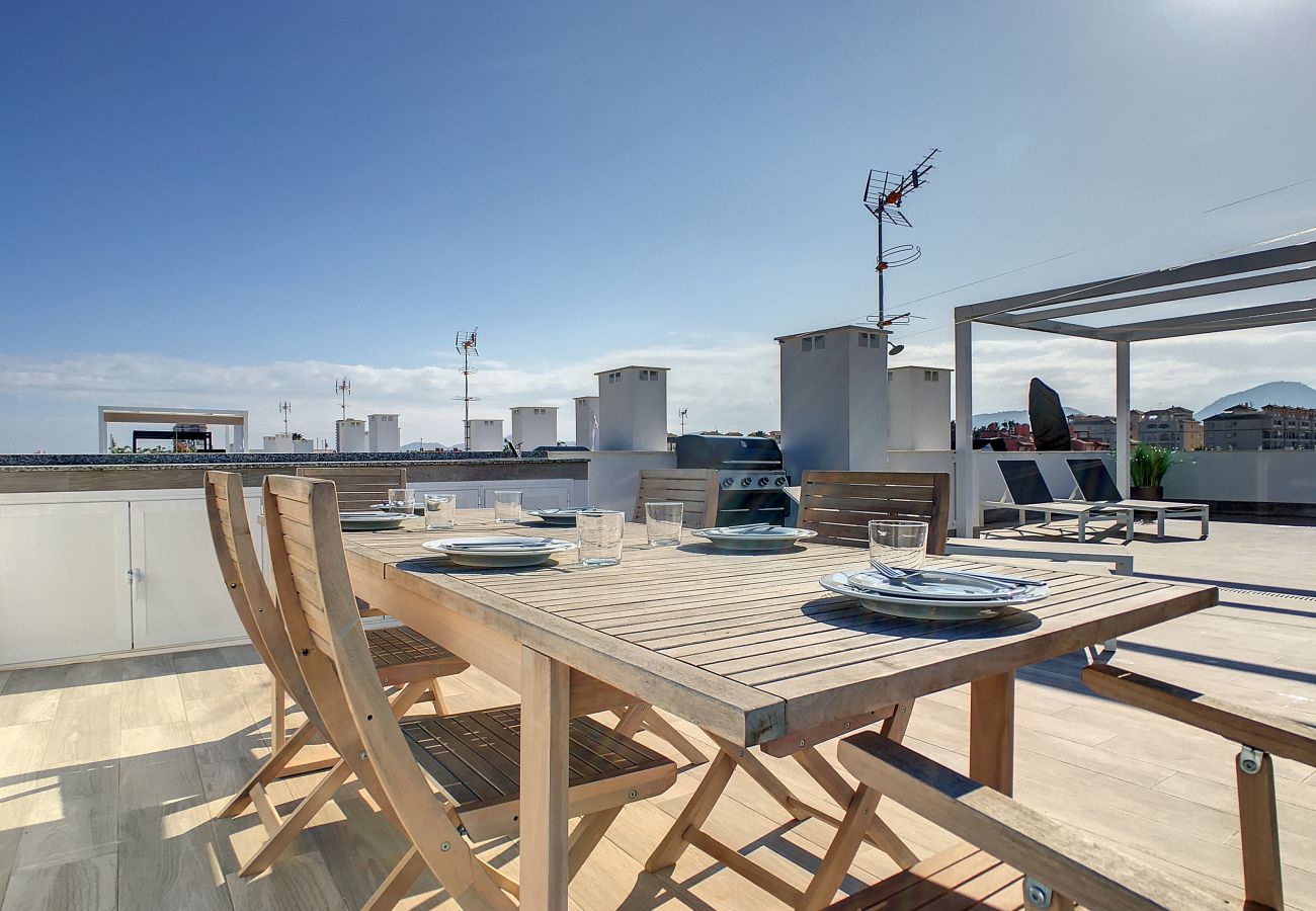 Apartamento em Mar de Cristal - Antilia Terraces 3 Apartment - 8709