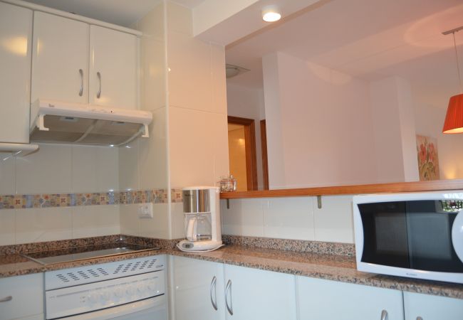 Spacious Kitchen with modern appliances - Resort Choice