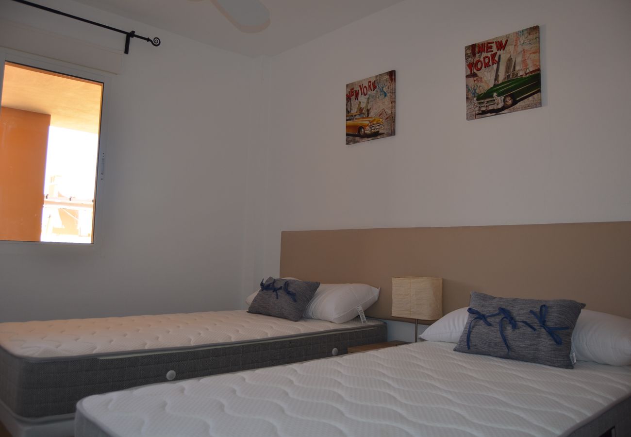 2 single bed spacious bedroom - Resort Choice