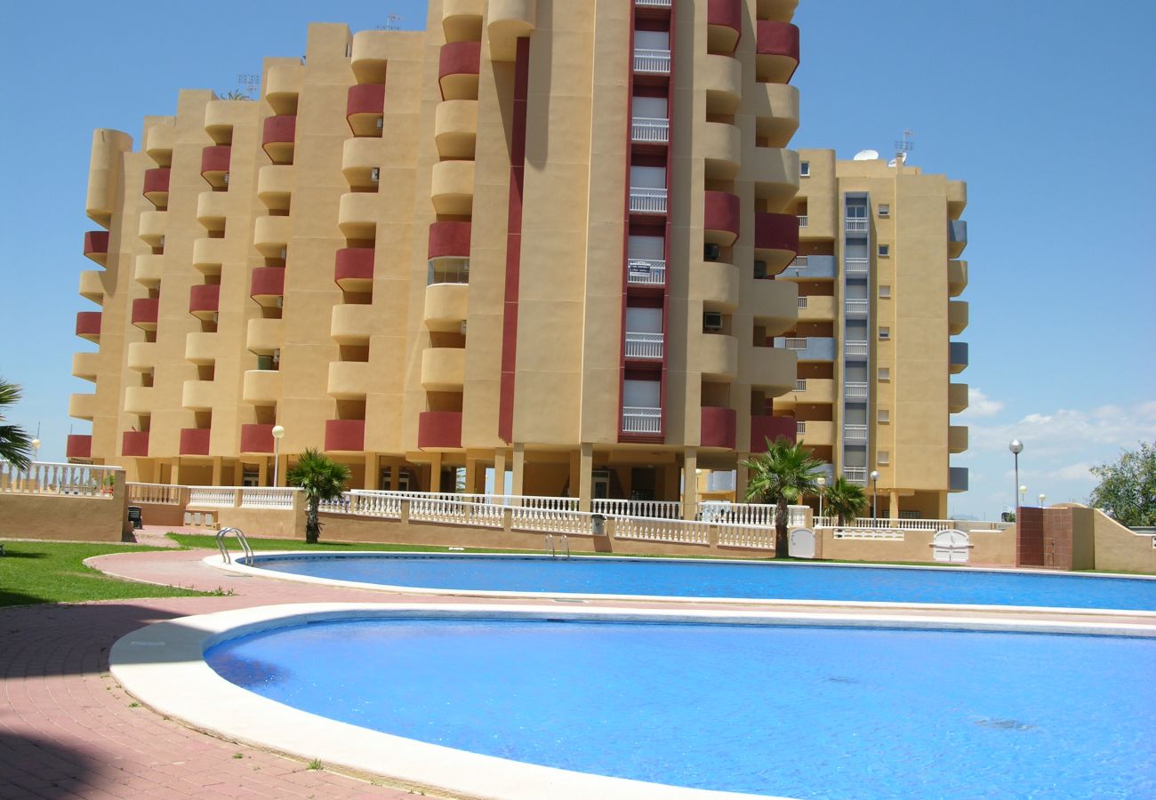 Large Swimming pool in Los Miradores del Puerto complex  - Resort Choice