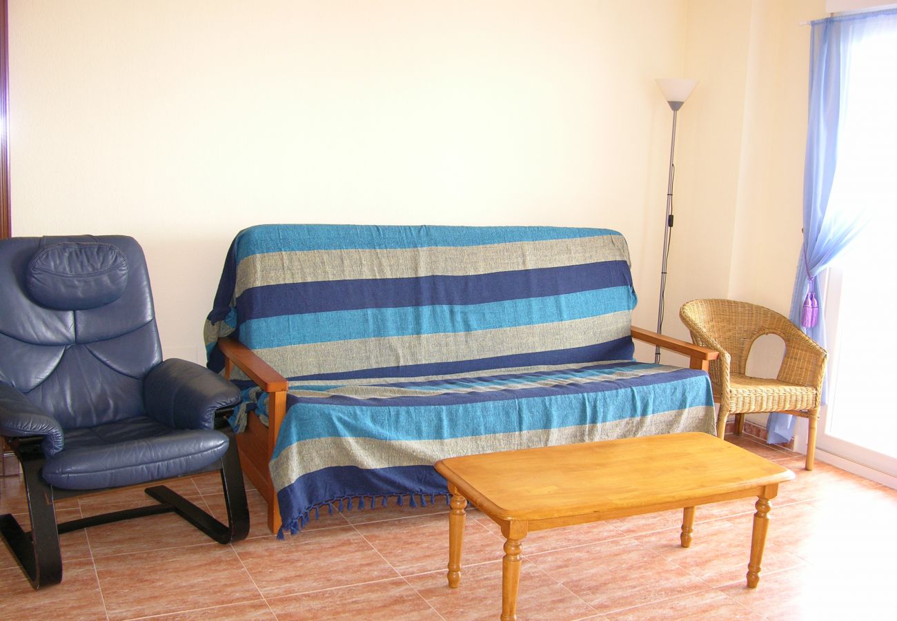 Apartment rental in La Manga with spacious living room - Resort Choice