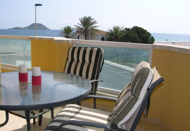 Spacious balcony with sitting area and nice views - Resort Choice