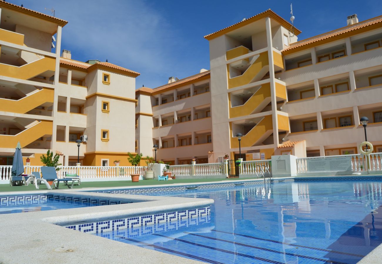 Beautiful Swimming Pool of Puertomar Apartment