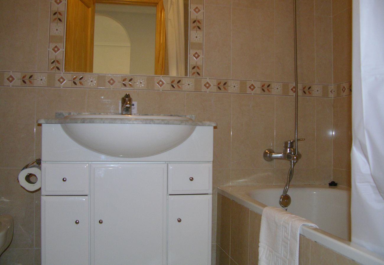 Luxurious Bathroom of Ribera Beach Apartment