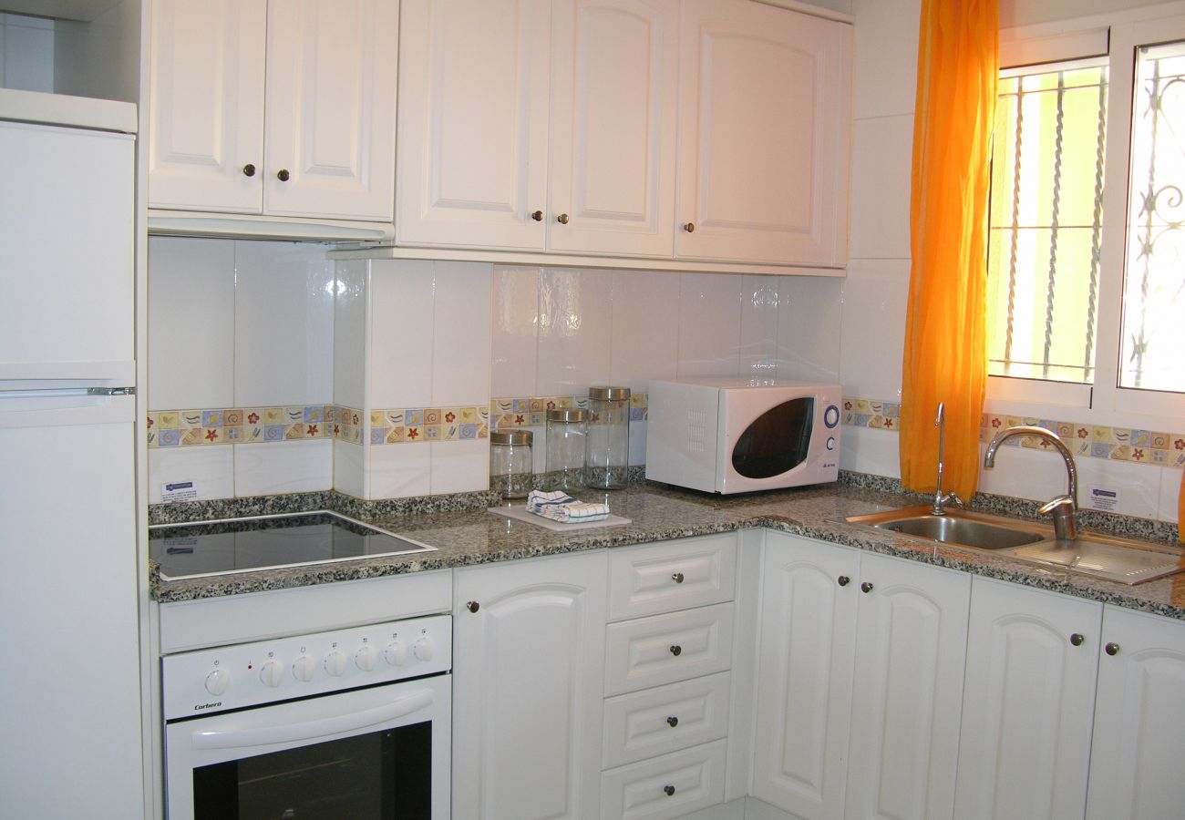 Modern Kitchen of Ribera Beach Apartment