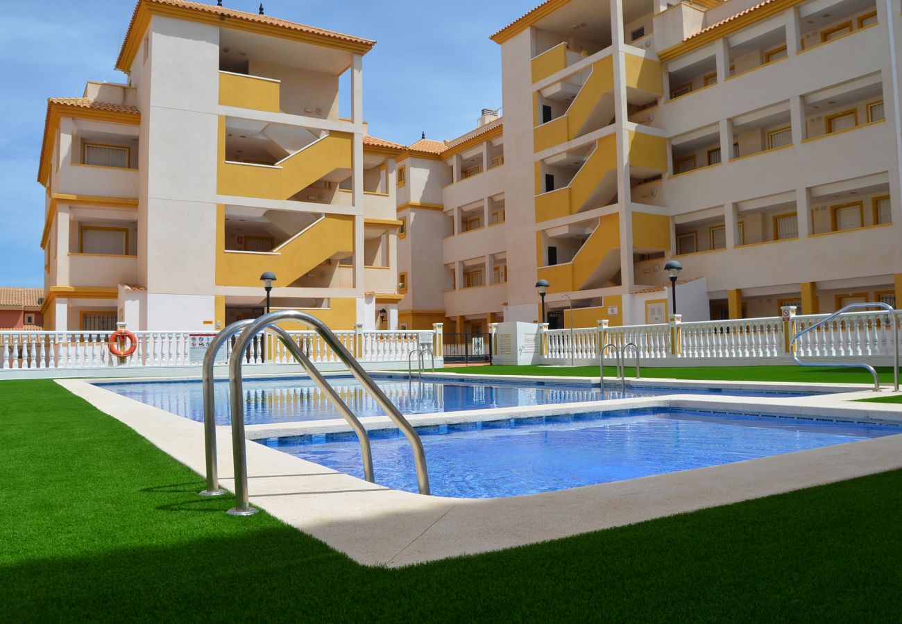 Beautiful Swimming Pool of Ribera Beach Apartment