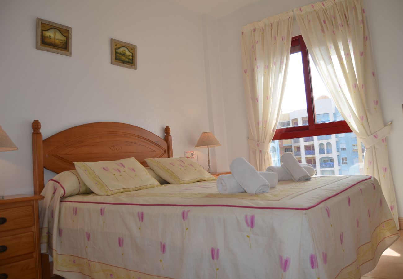 Lovely Bedroom of Verdemar Apartment