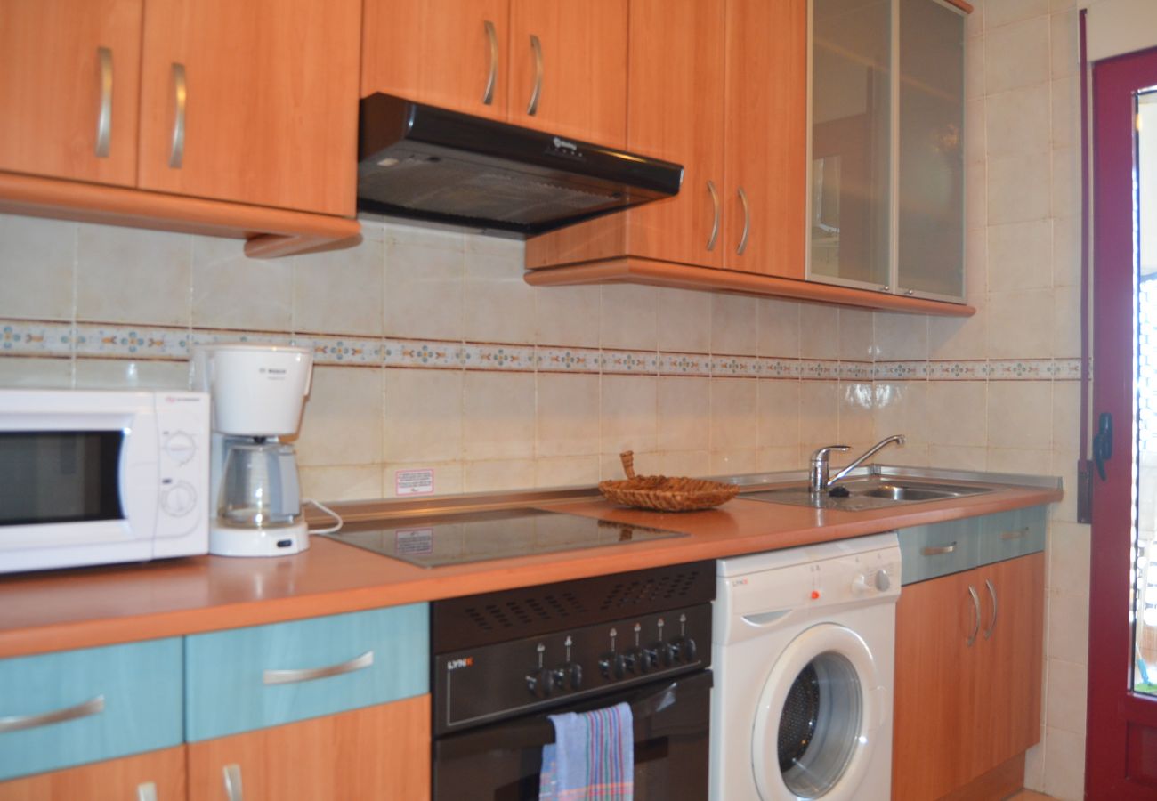 Fully Equipped Kitchen of Verdemar Apartment