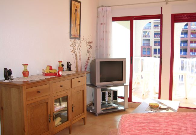 Beautiful Living Room of Verdemar Apartment