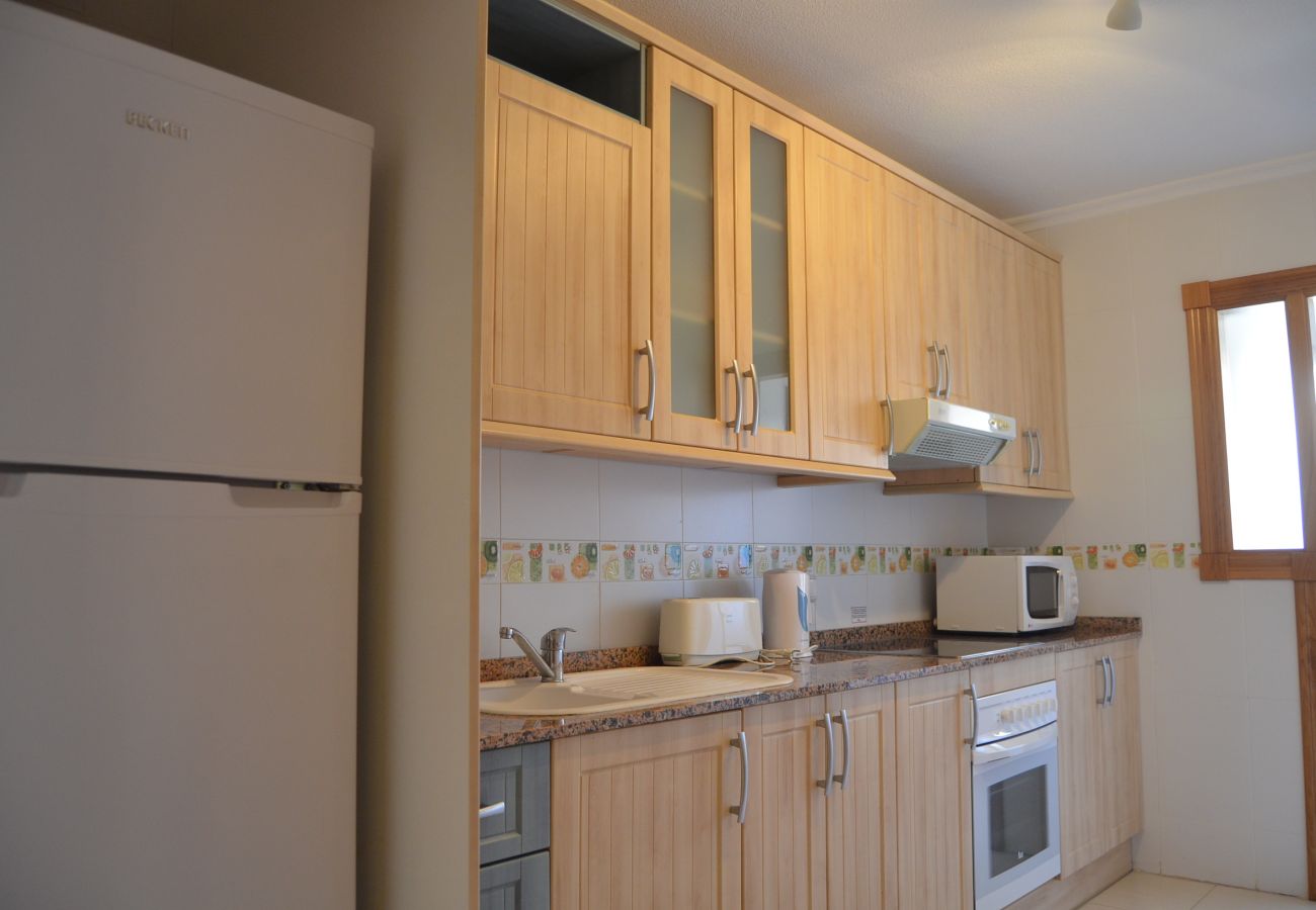 Spacious kitchen with modern kitchen ware - Resort Choice