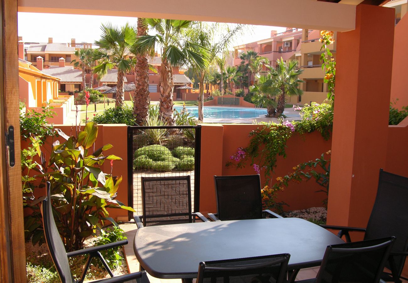 Terrace with private patio and seating area tio relax - Resort  Choice