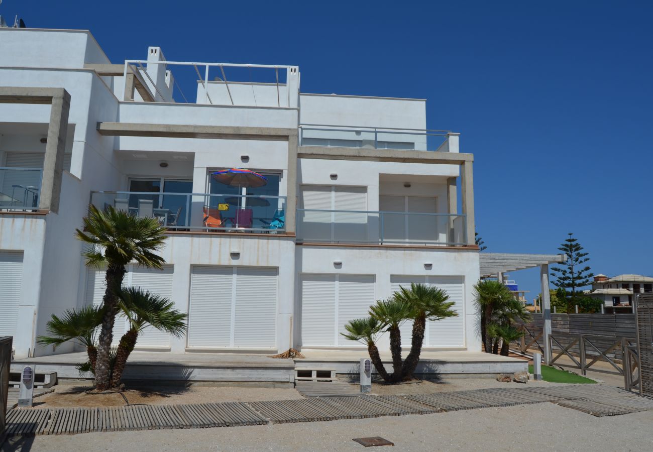 Exterior of Arenales apartment - Resort Choice