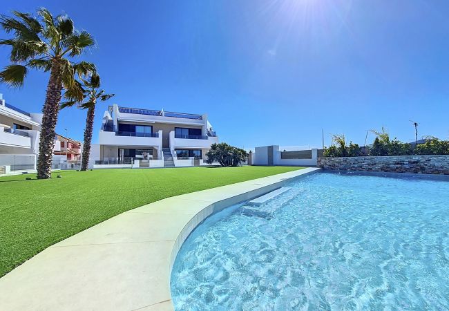La Llana Beach poolside apartment is situated in Mar De Cristal.
