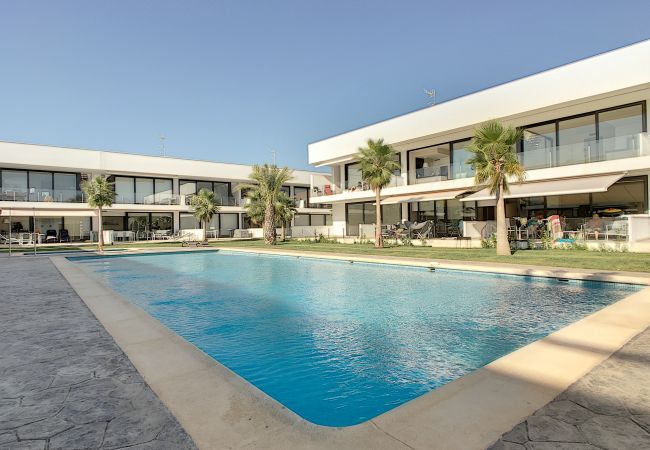 Апартаменты на Mar de Cristal - Antilia Terraces 3 Apartment - 9410
