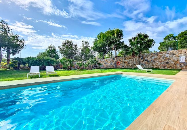 Апартаменты на Orihuela Costa - Hinojo143 @ Las Colinas Golf & Country Club Апартаменты на Orihuela Costa - Hinojo143 @ Las Colinas Golf & Country Club