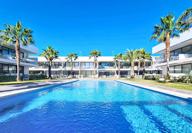 Апартаменты на Mar de Cristal - Antilia Terraces 3 Apartment - 8310