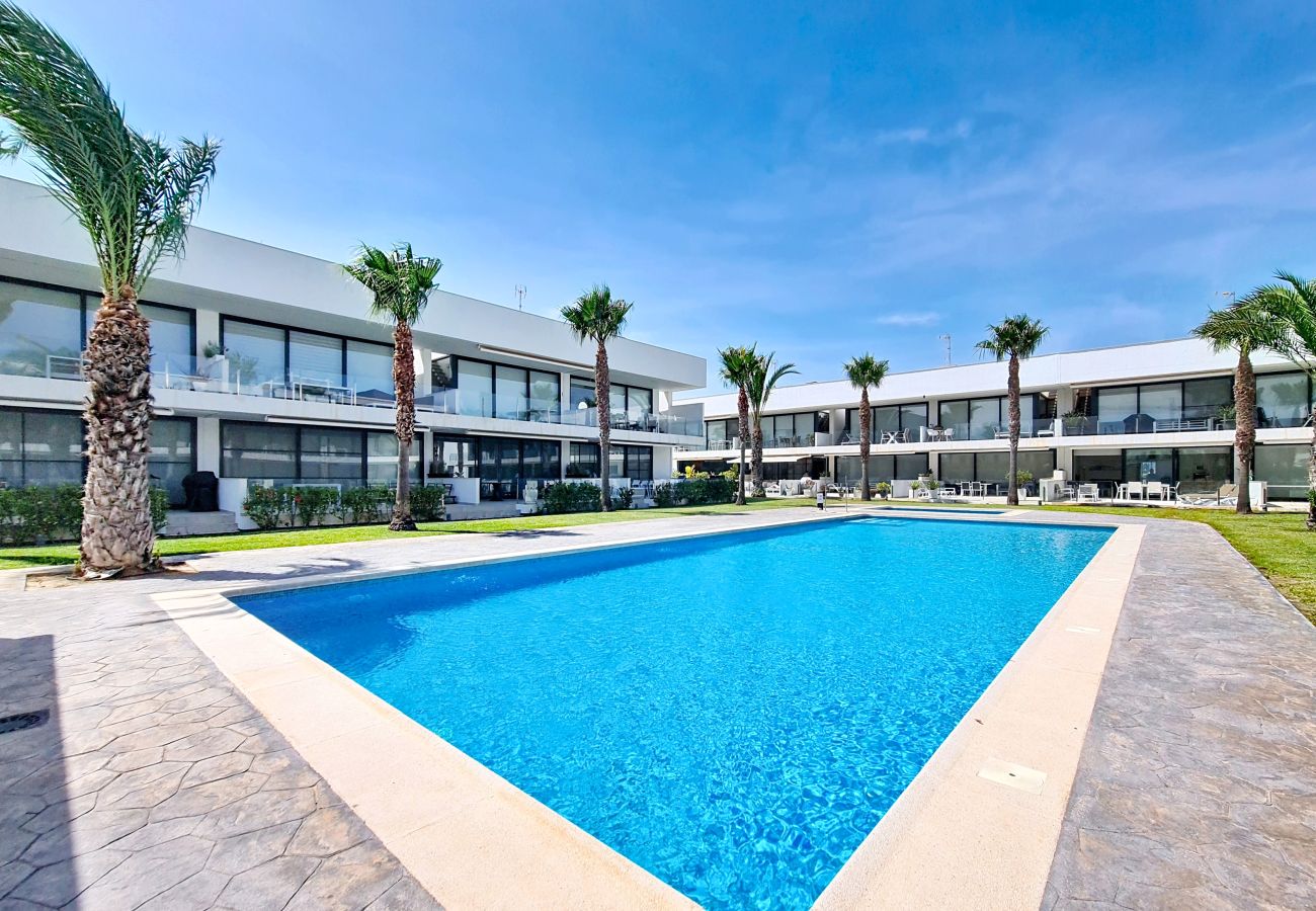 Апартаменты на Mar de Cristal - Antilia Terraces 3 Apartment - 9410